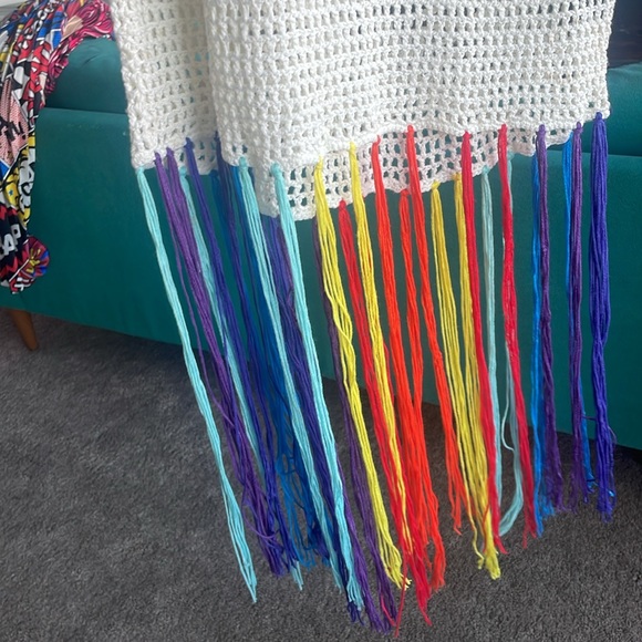 White knit rainbow dress with fringe M NEW! - Picture 3 of 3